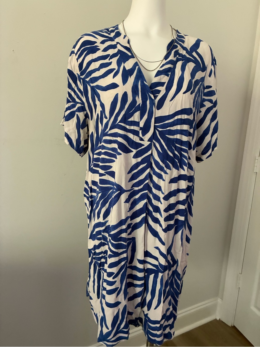 H&M Blue and White Leaf-Print Swim Coverup